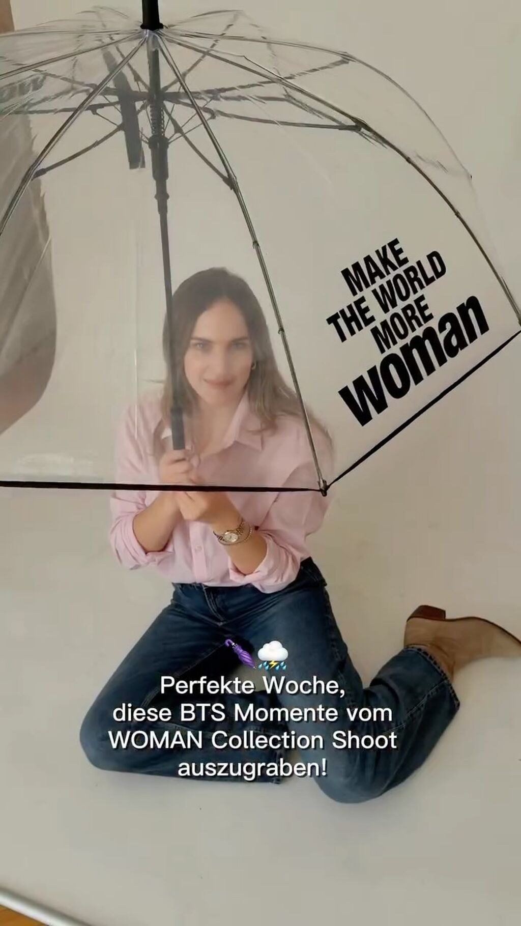 MAKE THE WORLD MORE WOMAN Regenschirm