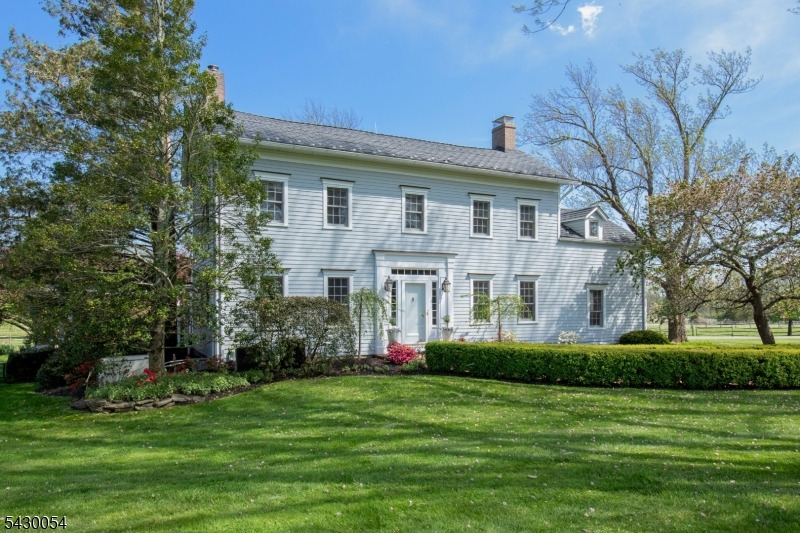 77 Homestead Listing