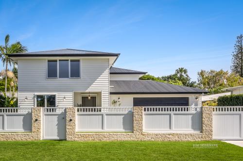 54 Tarina Street, Noosa Heads QLD 4567 - House for sale - Tom Offermann Real Estate
