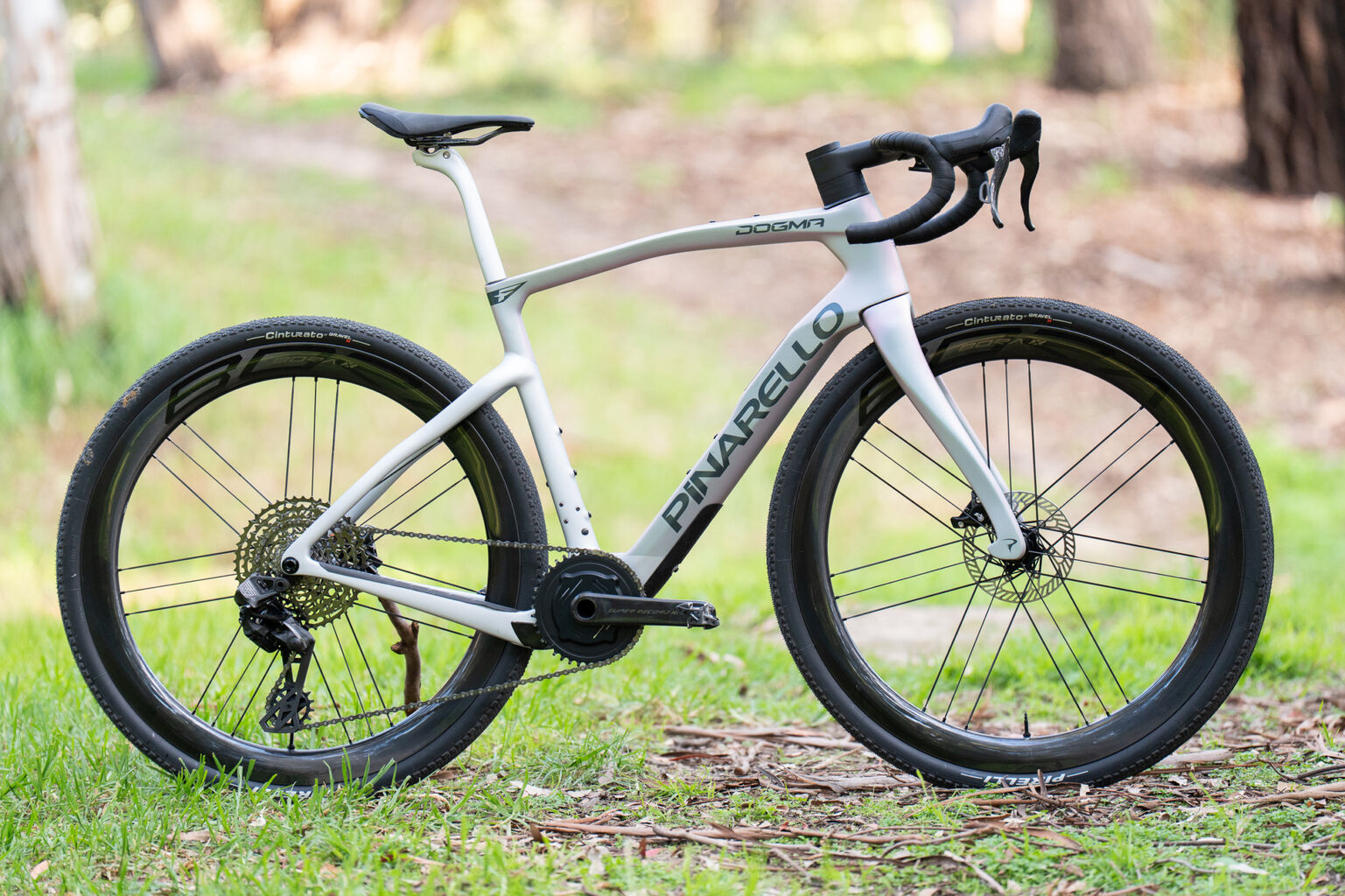 Pinarello Dogma GR Review | A swoopy Italian steed for fast sweeping back roads