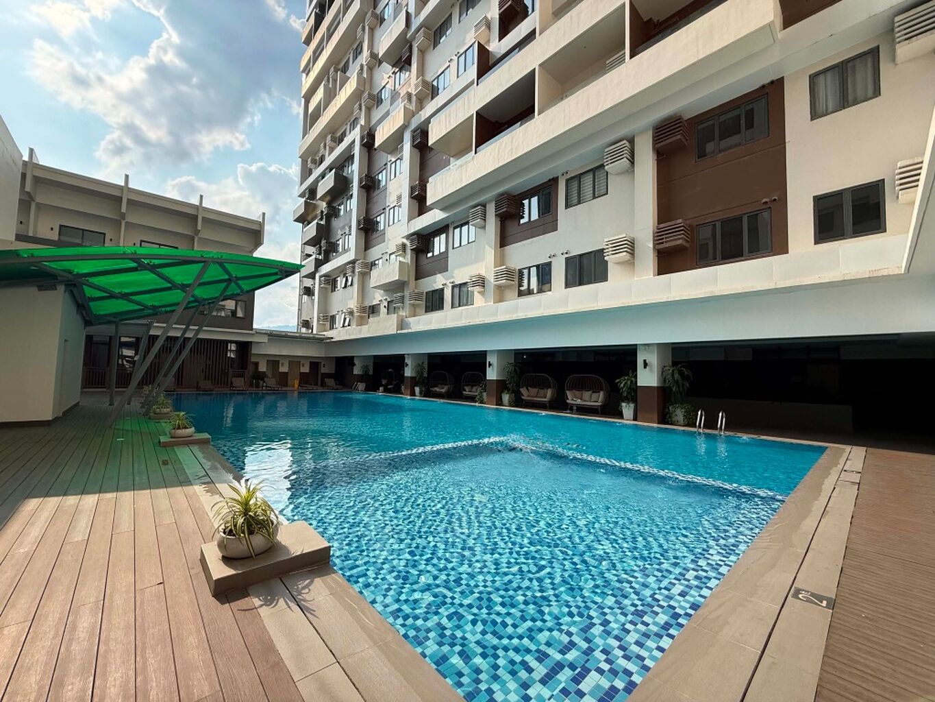 Why flexible city stays are growing in Cebu