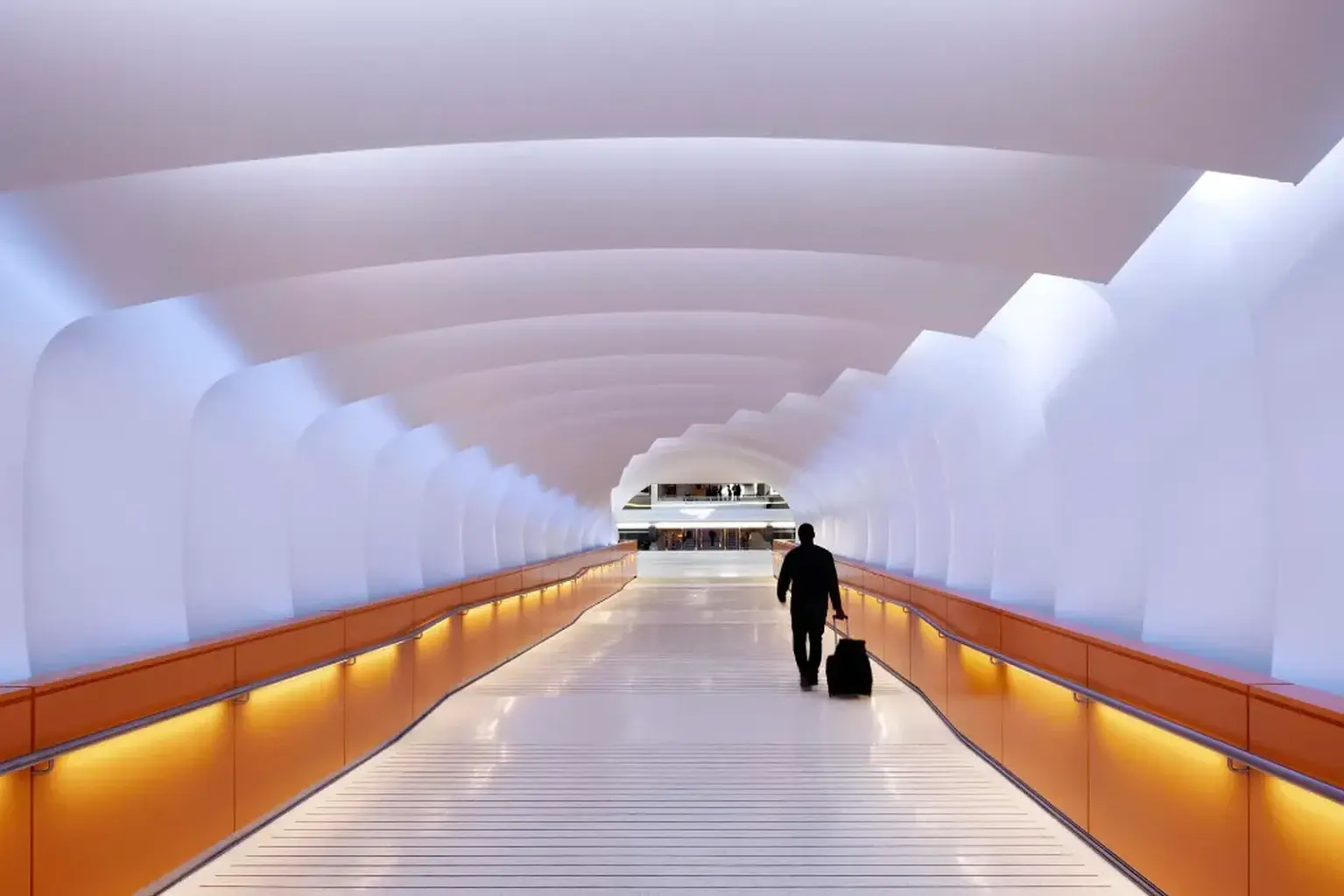 From Transfer Machine to Front Door: Pittsburgh Reinvents Its Airport - Metropolis