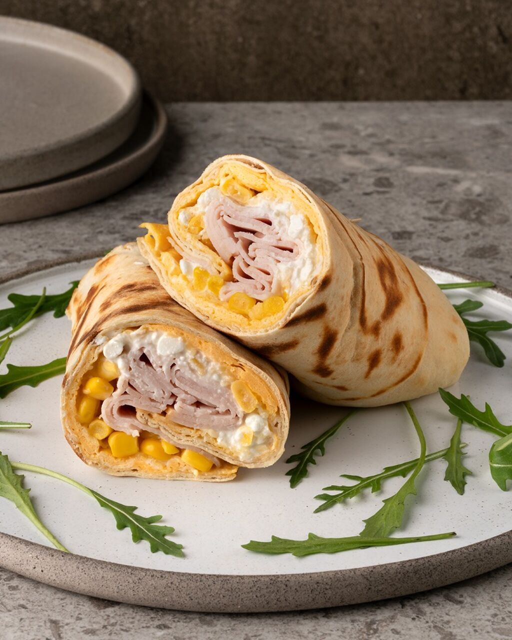 High protein &omicron;&mu;&epsilon;&lambda;έ&tau;&alpha; wrap
