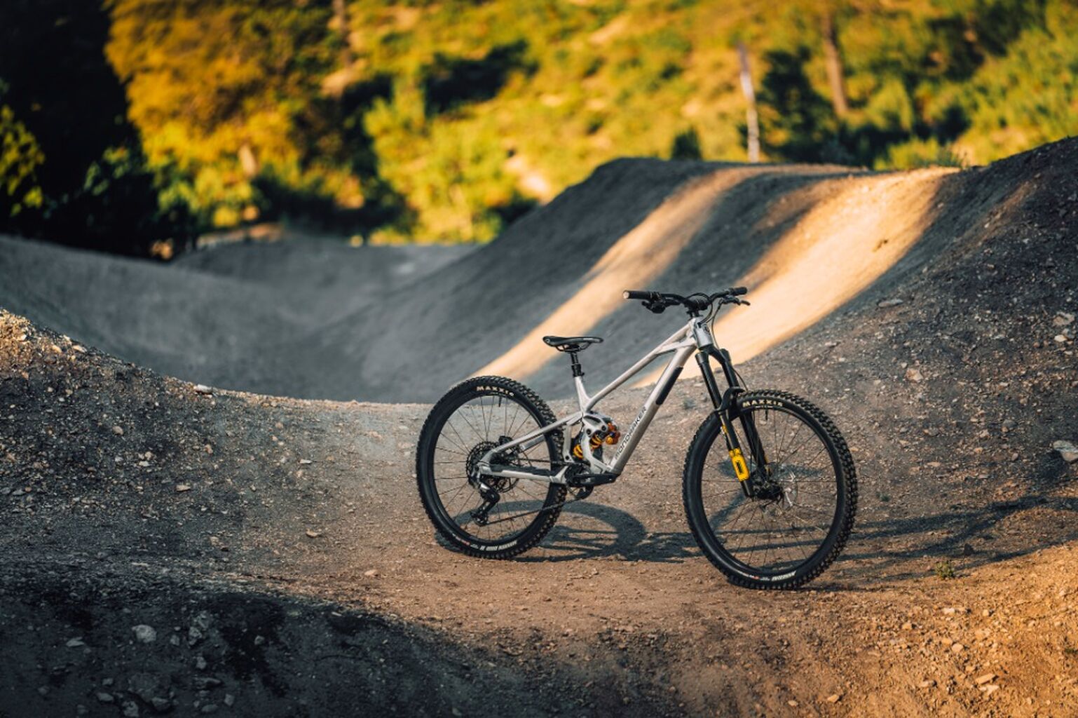 First Look | The Mondraker Anark is a long travel, bike-park ripping sled