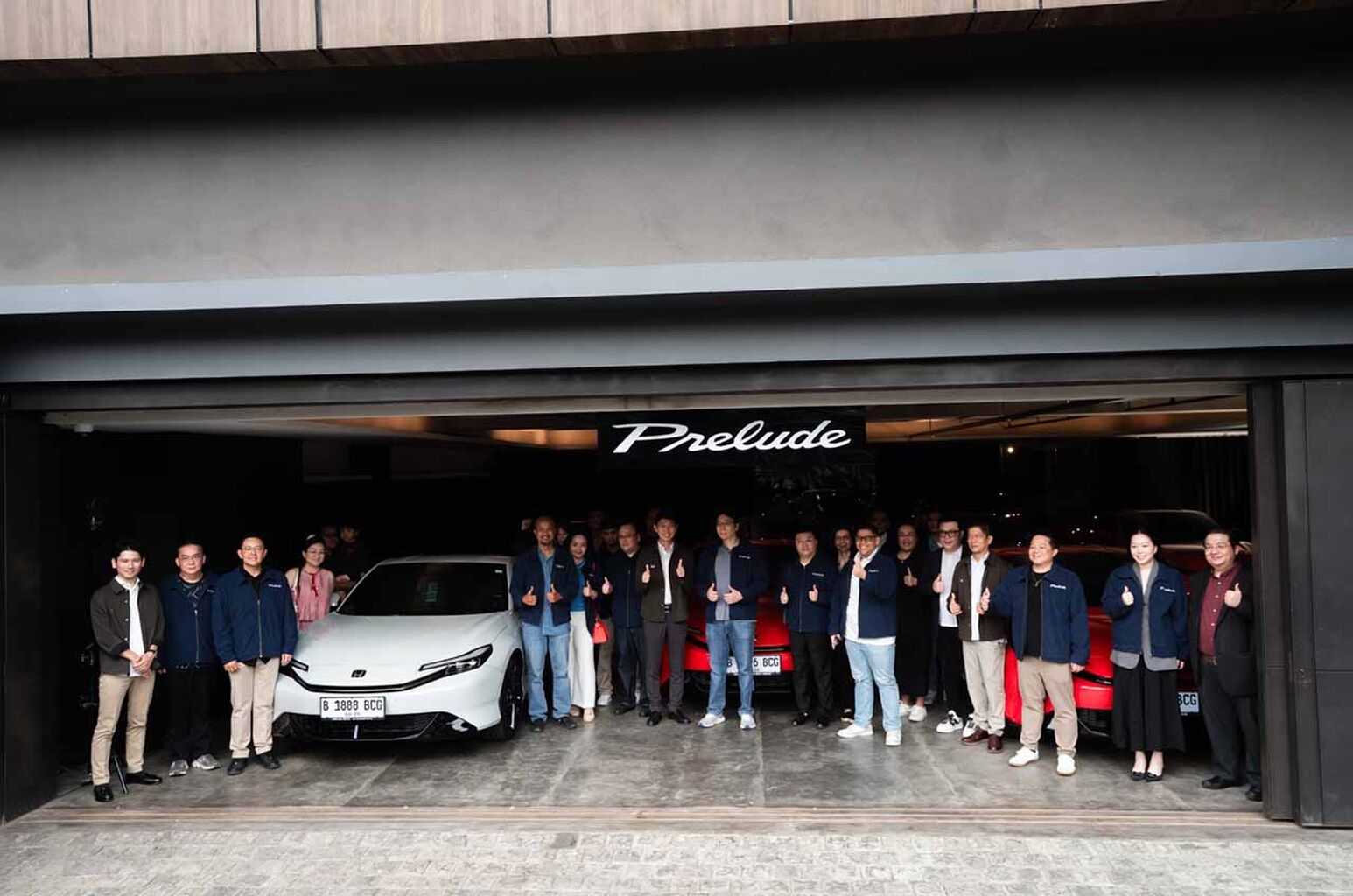 Honda Prelude Resmi Diserahterimakan ke Konsumen Pertama di Indonesia, Sport Hybrid Ikonik Kembali Bawa Joy of Driving ke Era Elektrifikasi