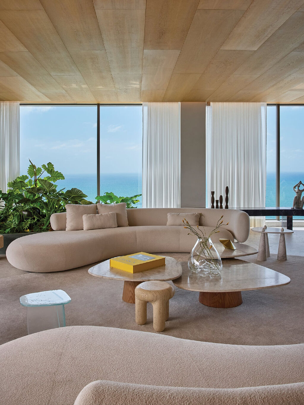 5 High-Concept Apartments Across The Globe