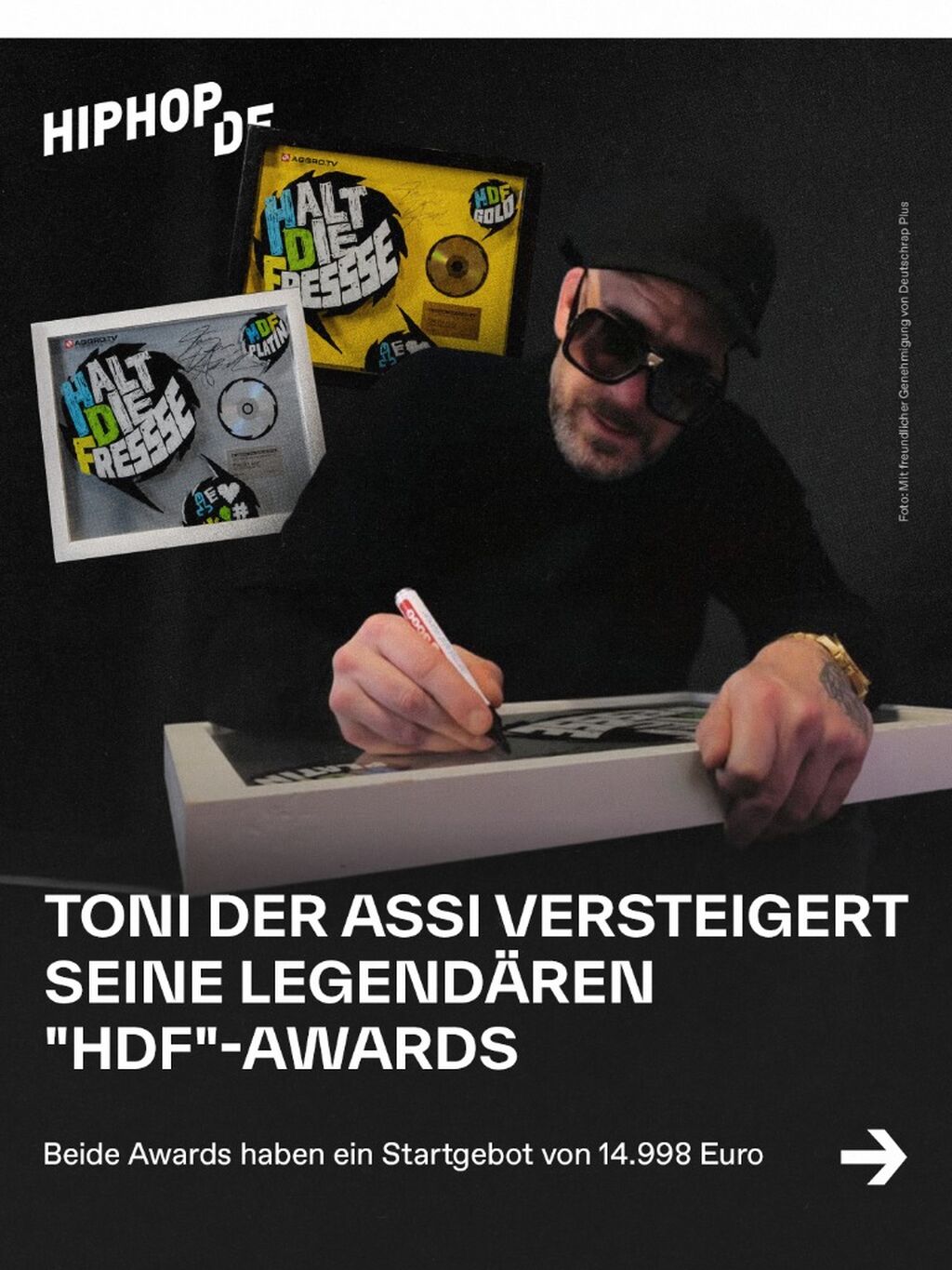 Toni der Assi versteigert seine legend&auml;ren "HDF"-Awards