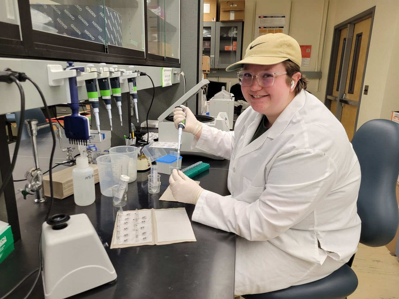 Part 2 Fecal DNA Sampling for Black-tailed Deer: From the field to the lab, extracting information from black-tailed deer droppings &mdash; Blacktail Deer Foundation