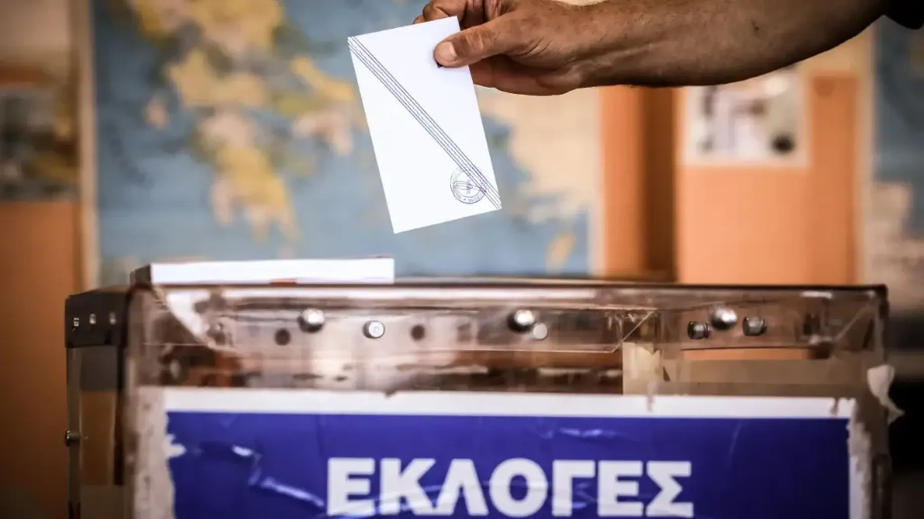 &Eta; &delta;&eta;&mu;&omicron;&sigma;&kappa;&omicron;&pi;&iota;&kappa;ή &kappa;&alpha;&tau;&alpha;&iota;&gamma;ί&delta;&alpha; &tau;&omega;&nu; &epsilon;&pi;ό&mu;&epsilon;&nu;&omega;&nu; &epsilon;&beta;&delta;&omicron;&mu;ά&delta;&omega;&nu; &ndash; &Tau;&iota; &epsilon;&lambda;&pi;ί&zeta;&omicron;&upsilon;&nu; &kappa;&alpha;&iota; &tau;&iota; &phi;&omicron;&beta;&omicron;ύ&nu;&tau;&alpha;&iota; &omicron;&iota; &nu;έ&omicron;&iota; &laquo;&pi;&alpha;ί&kappa;&tau;&epsilon;&sigmaf;&raquo;