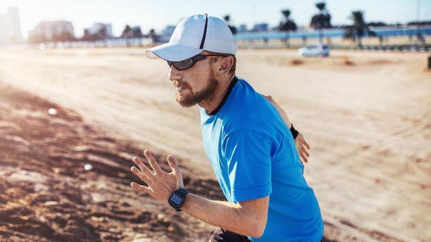 La importancia de correr con gorra en verano en Super Running