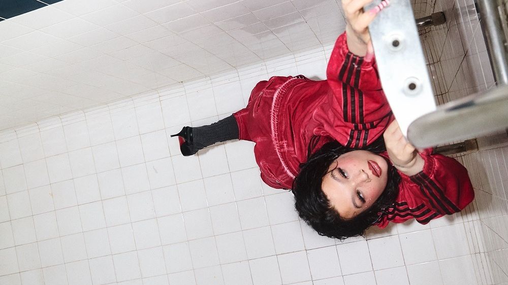 蘿拉楊 Lola Young / From Down Here