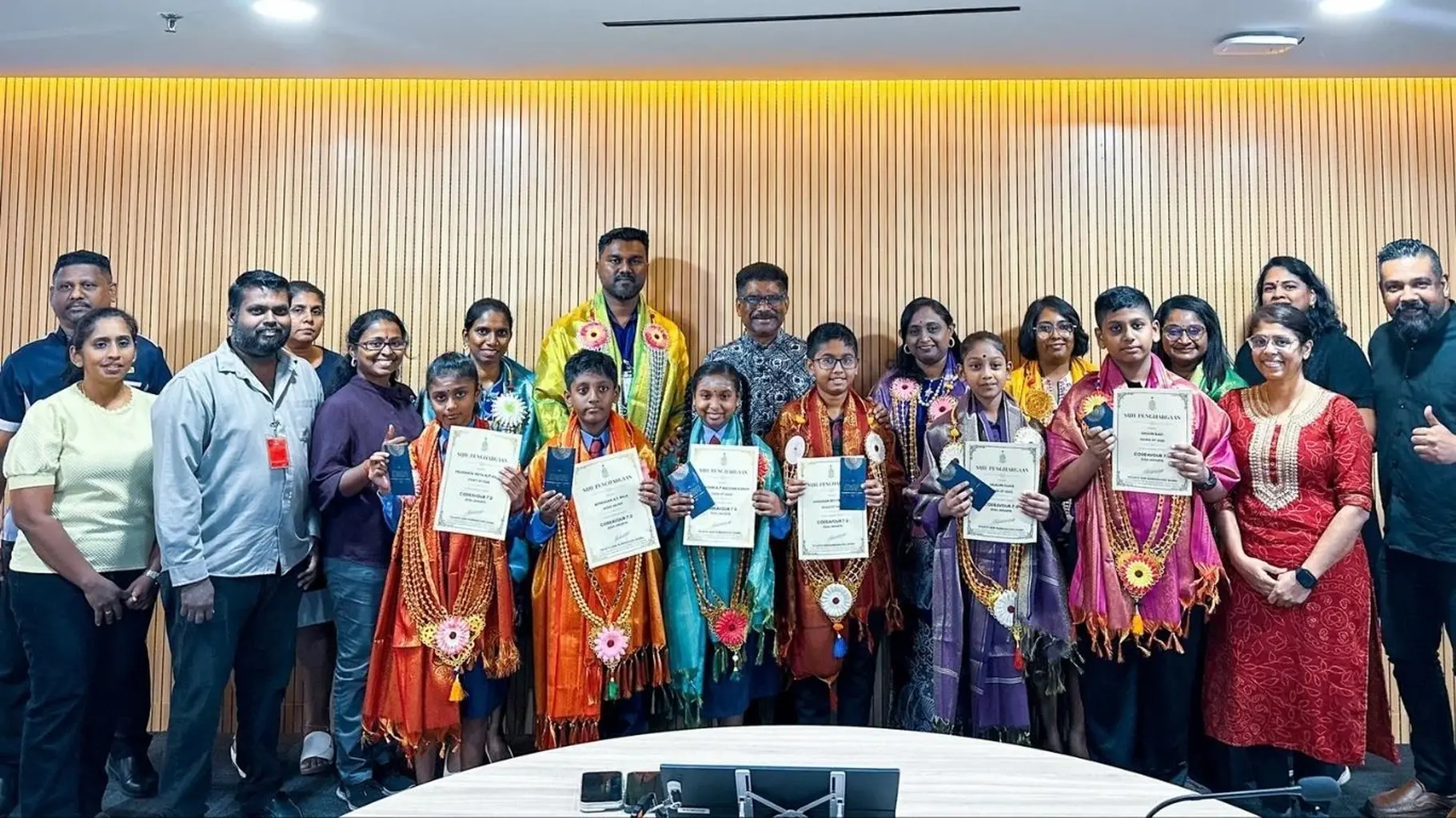 Dato' Sundarajoo Somu Praises Penang Tamil School Students for International Coding Achievement