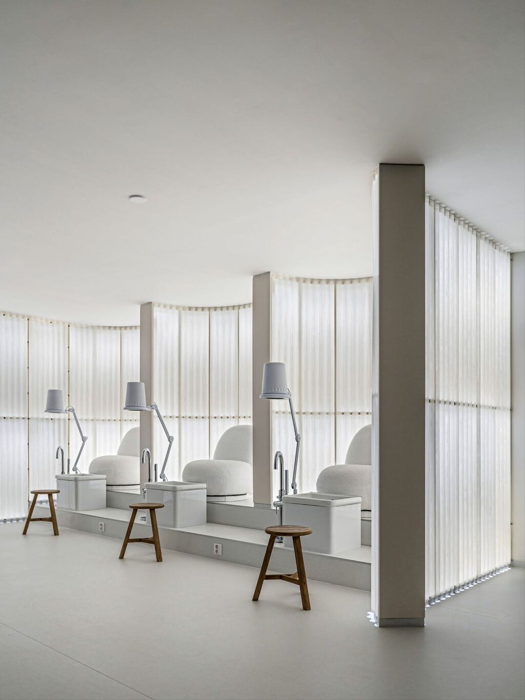 Studio Ply&scaron; Creates A Compact Nail Salon In Prague