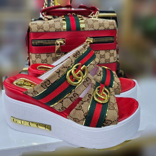 Shoes & Bags Combos / Combinaciones de zapatos y bolsos