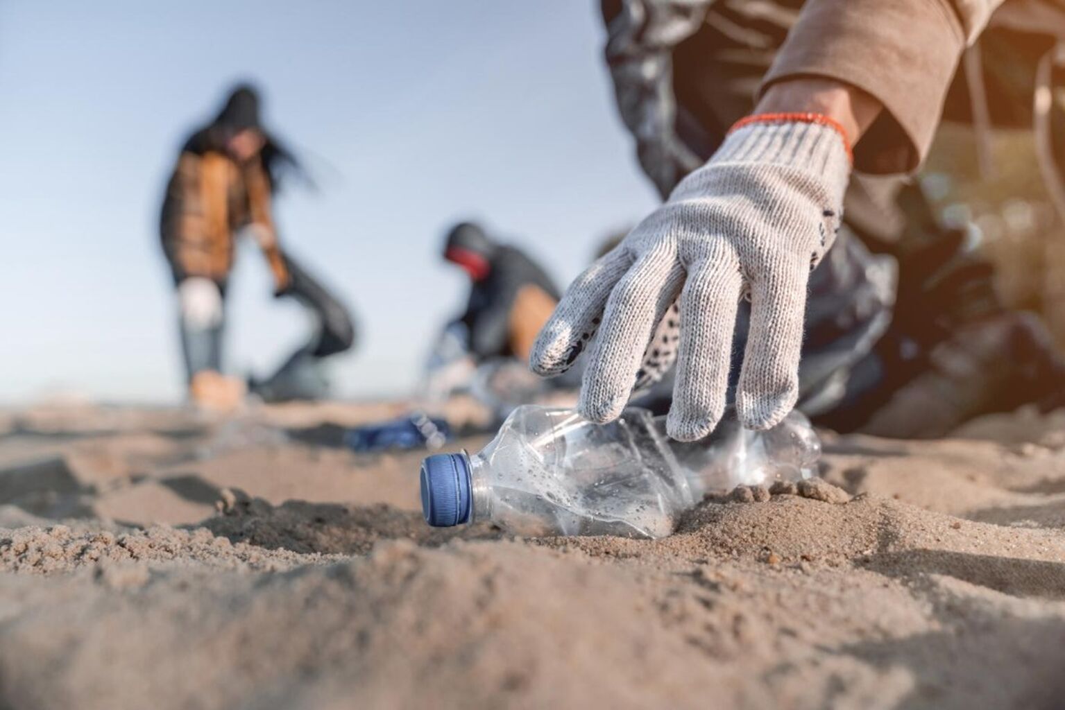Past event - Sun Aug 16th - Beach Clean Up (Reverse Tashlich) w/ Kehillah and Jewish Federation of Greater New Haven's Young Leadership Division
