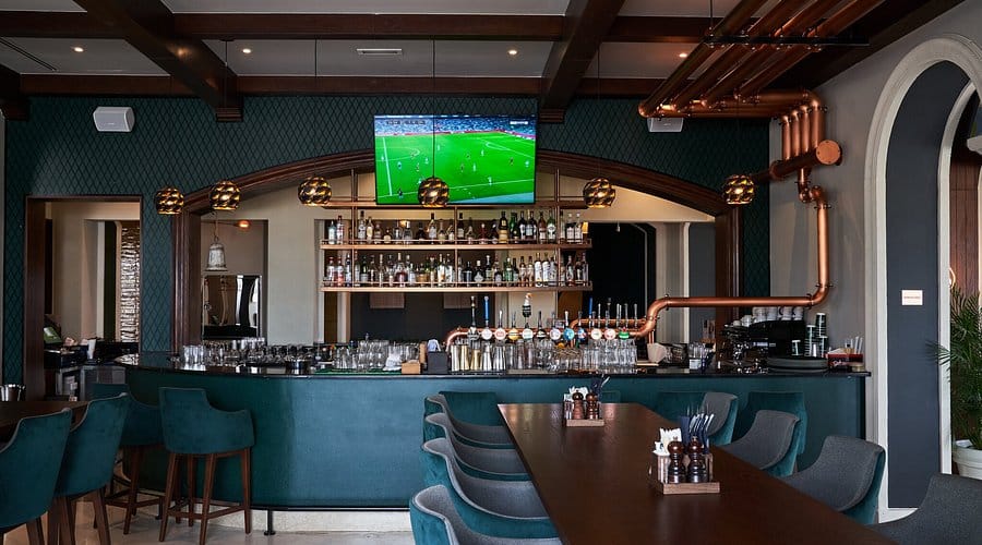 Where to Watch the World Cup in Dubai: The Definitive Guide