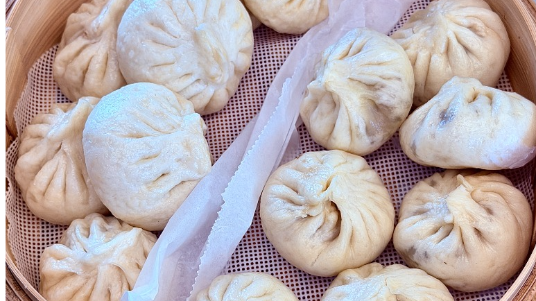 A tiny bao spot in an old taxi rank