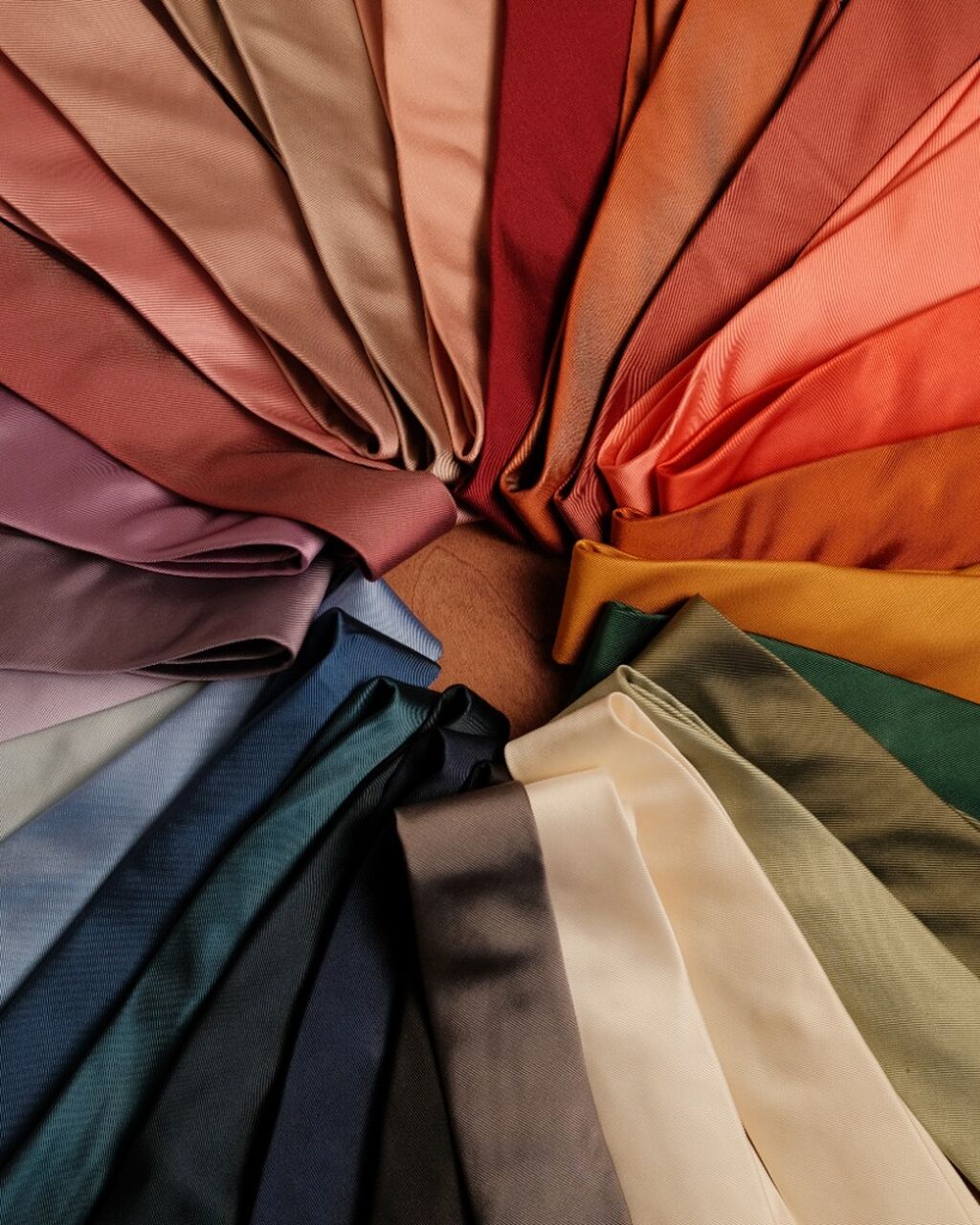 Solid Grosgrain Color Wheel