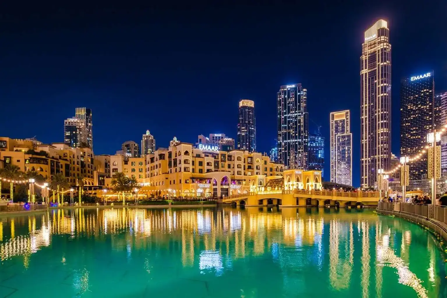 Premium Dining, Scenic Promenades, Breathtaking Views! Epic Things to Do in Souk Al Bahar Dubai