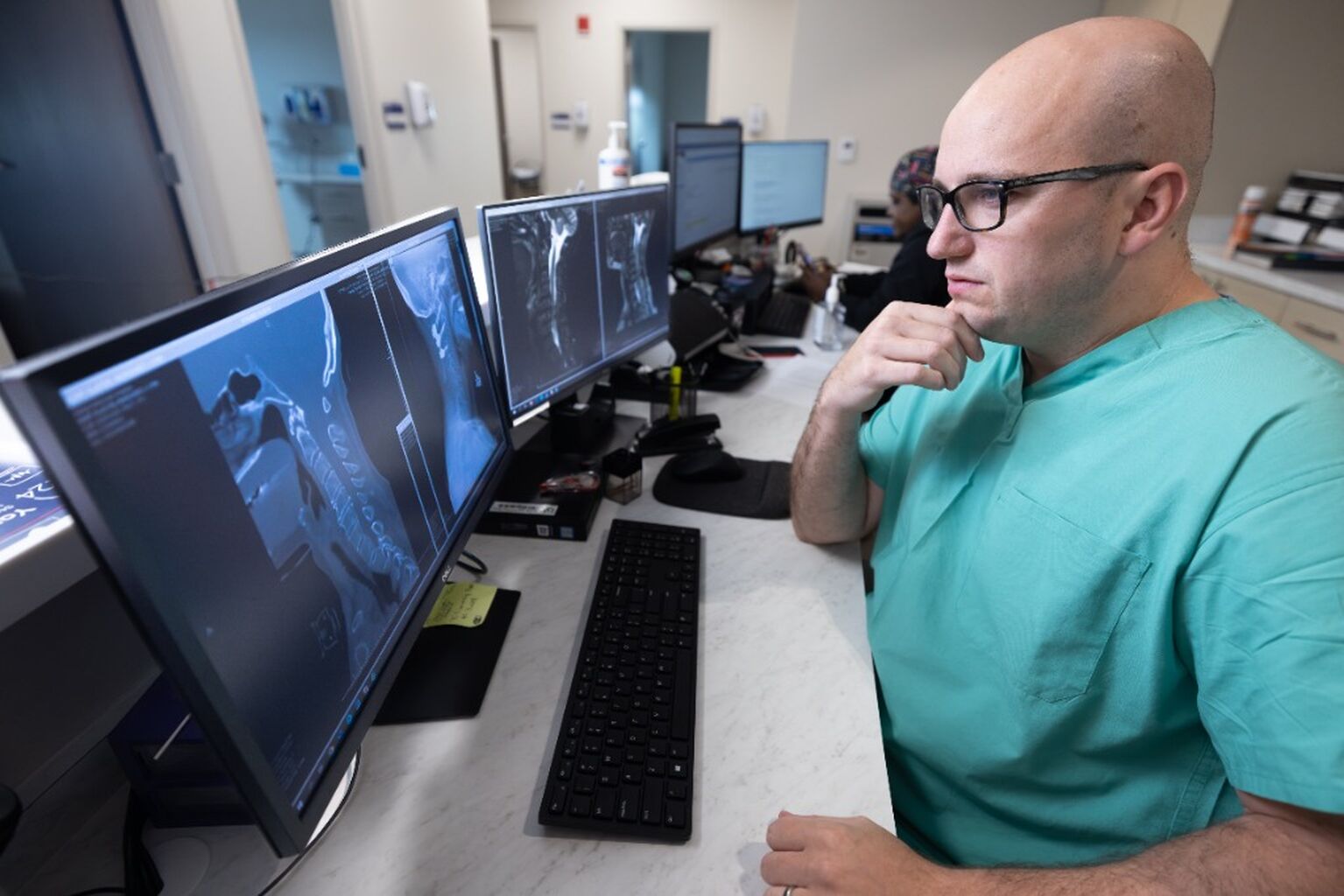 USA Health neurosurgeon publishes new textbook on pediatric spinal deformity