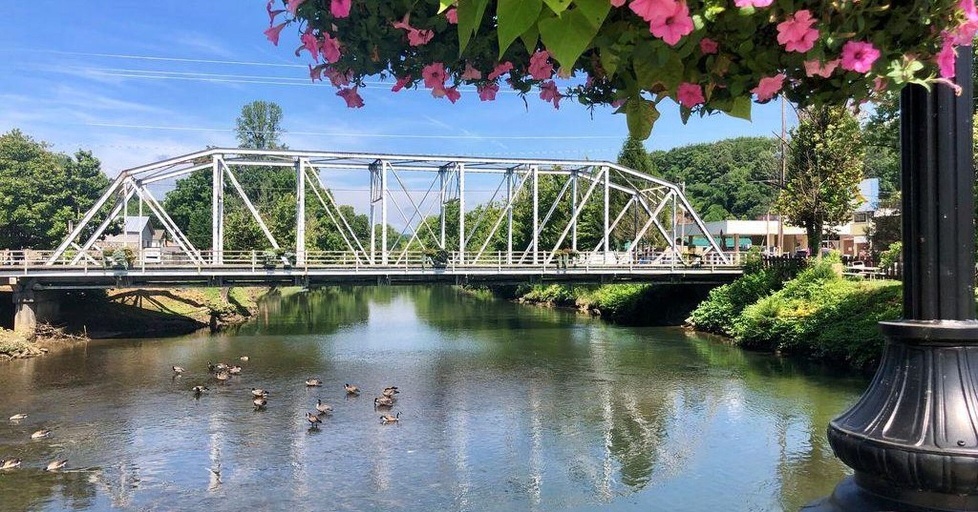 An Afternoon by the River on the GA-TN Line