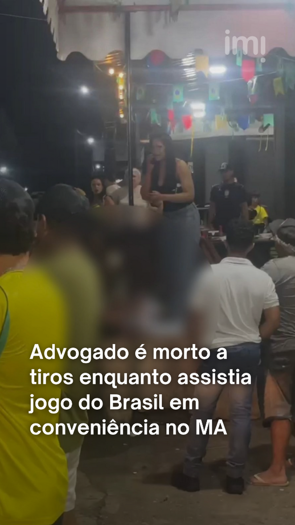 V&Iacute;DEO: advogado &eacute; morto a tiros enquanto assistia jogo do Brasil em conveni&ecirc;ncia no MA