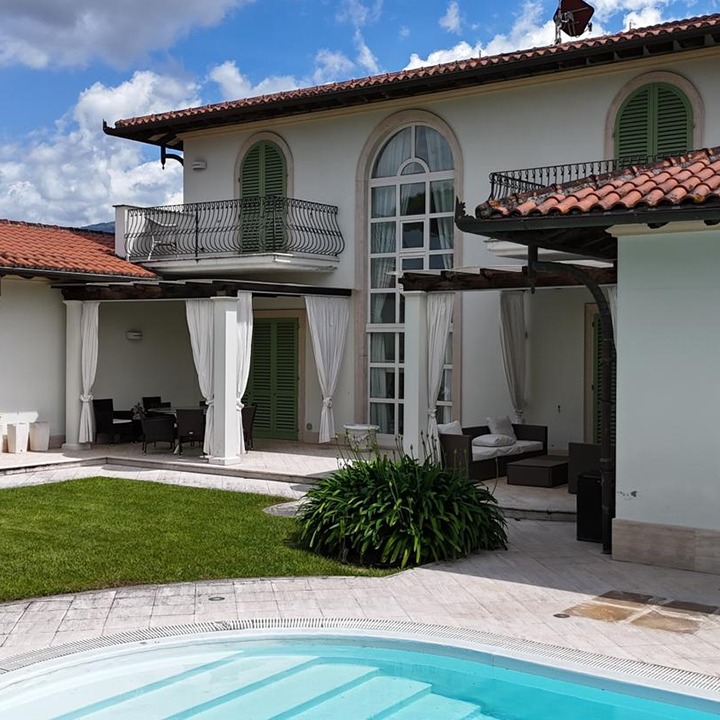 Villa in vendita a Forte dei Marmi