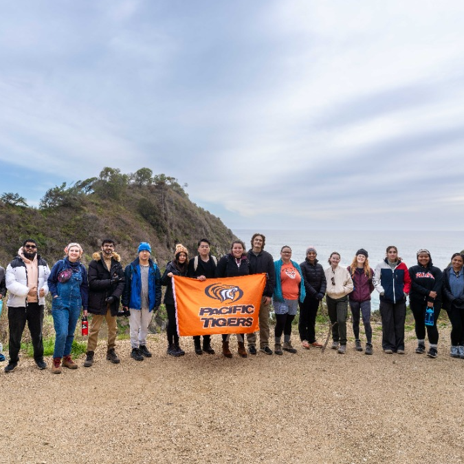 Pacific Young Alumni Hike