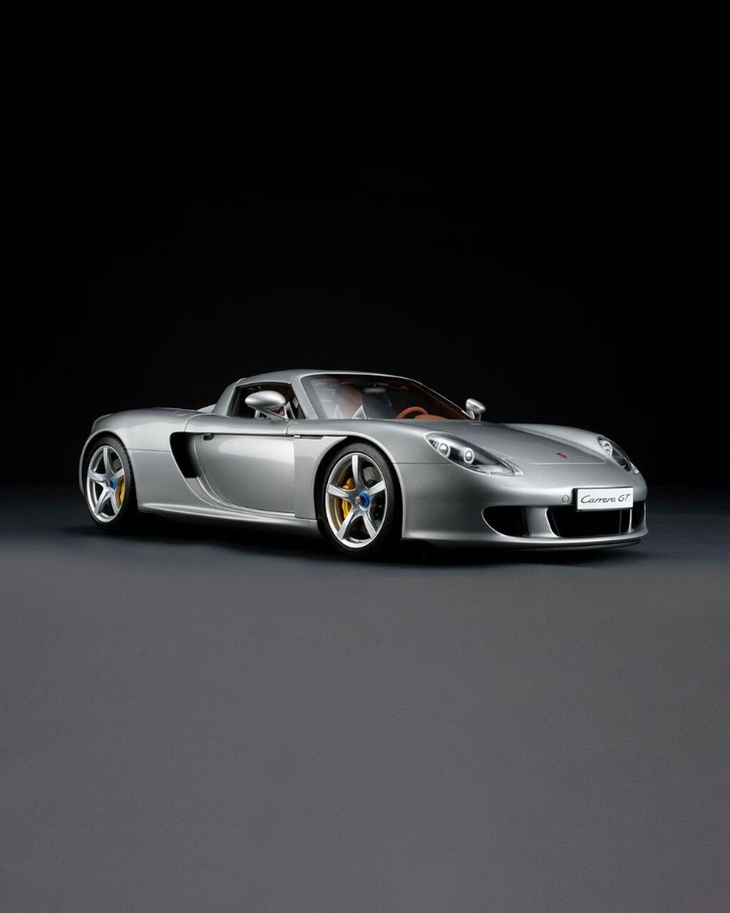 Porsche Carrera GT (2003) - 1:8 scale