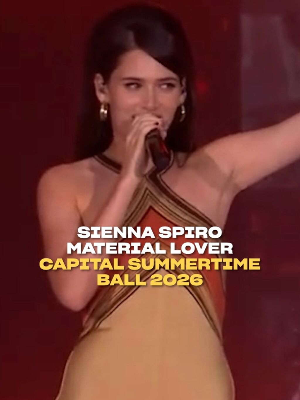 PRE-SAVE SIENNA SPIRO'S UPCOMING ALBUM 'VISITOR' HERE