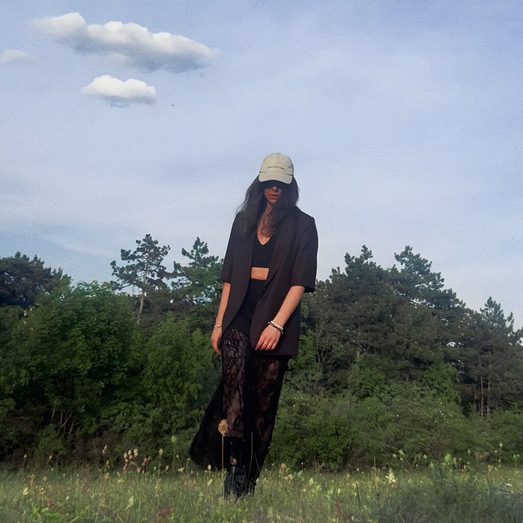 Dalma Pusk&aacute;s feat. KaziMen - Open Fields (Single) (PLT094)
