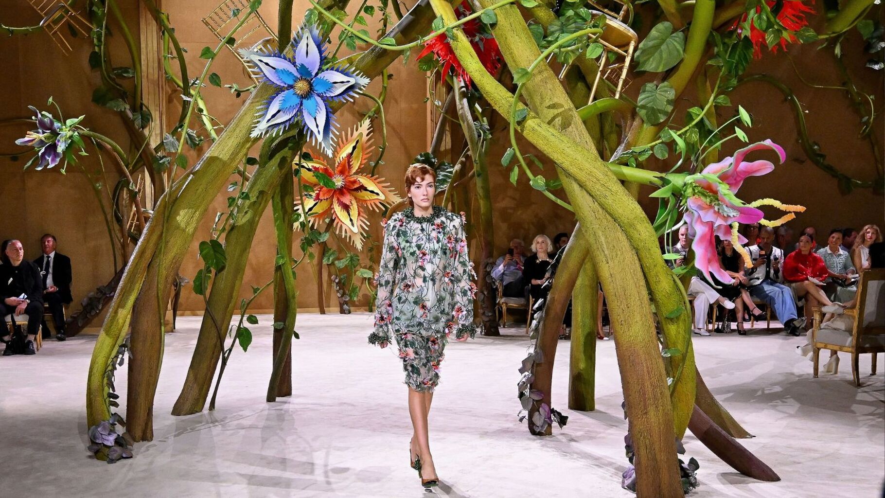 U svetu Chanel Haute Couture mode snovi se zaista ostvaruju - Harper's BAZAAR Srbija