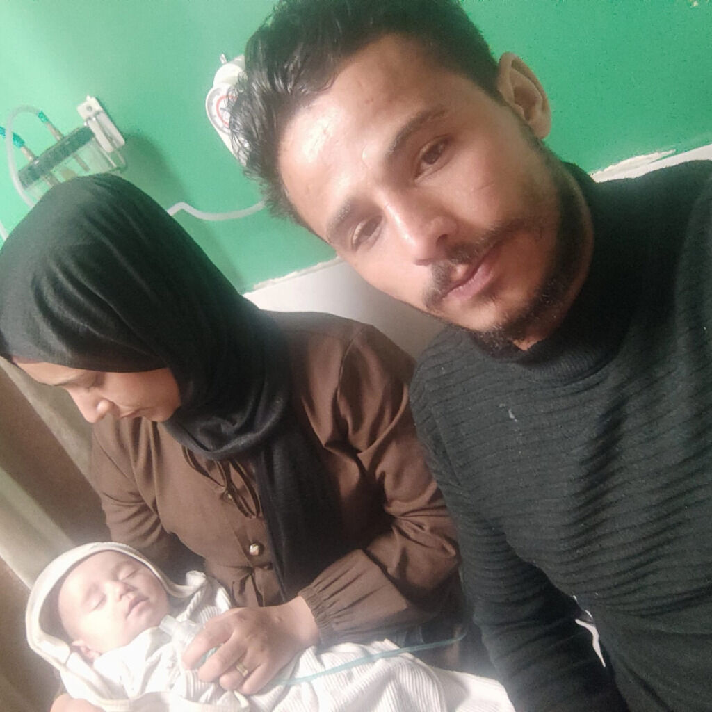 Yasmin & Mahmoud - food and diapers for children