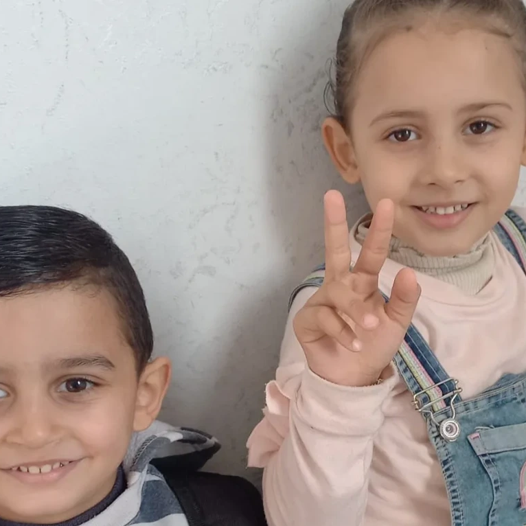 Doaa & Marwan - food and medicines for their children