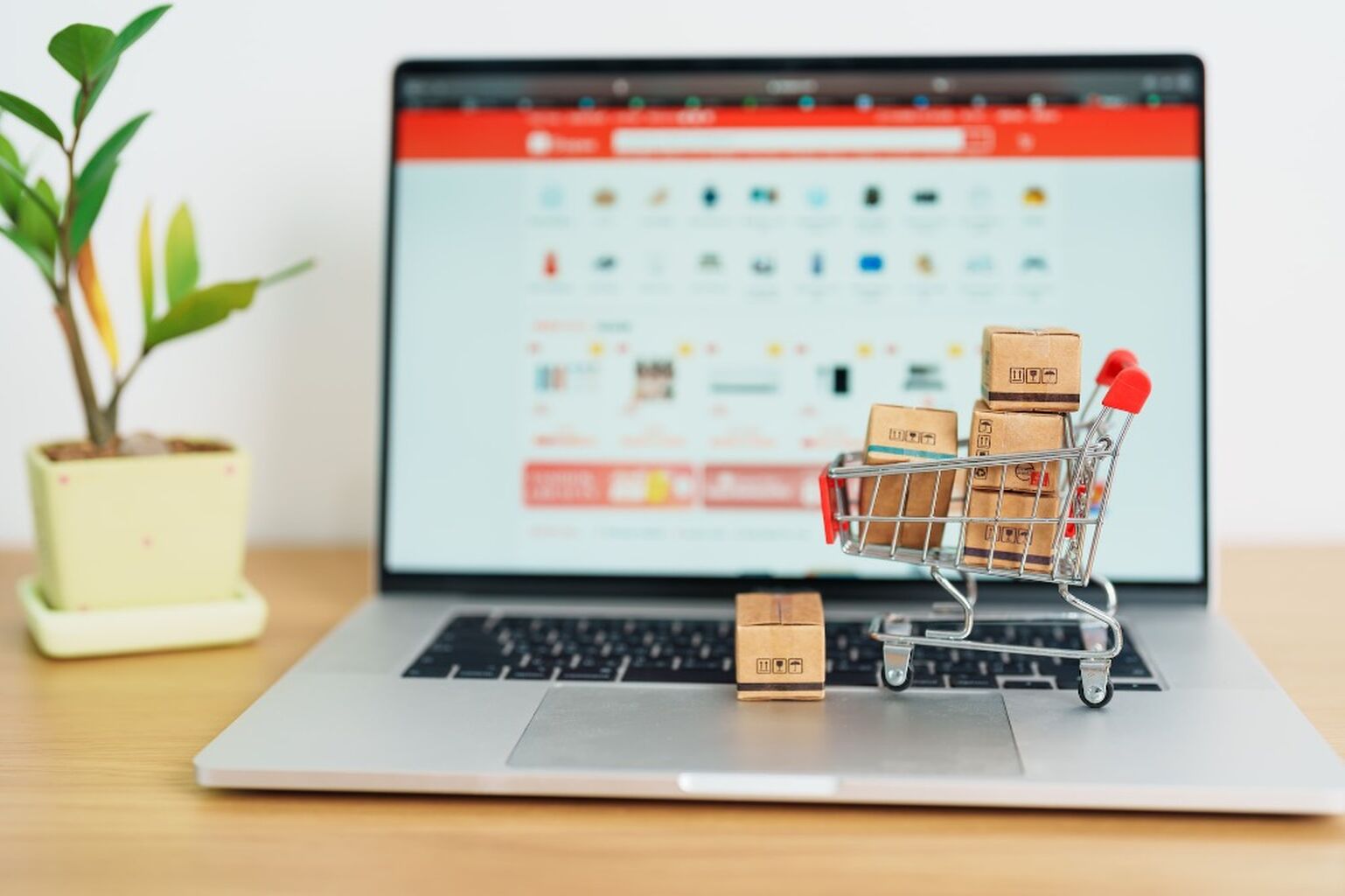How 3PLs Help With E-Commerce