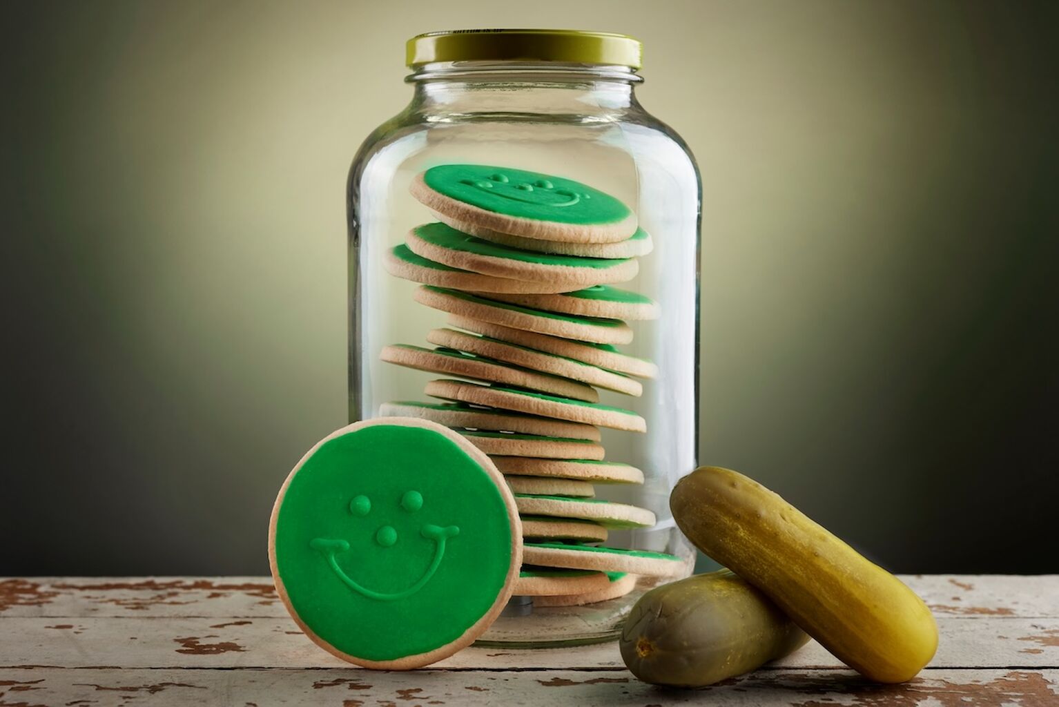 Eat&rsquo;n Park Introduces Pickle Smiley Cookies, a Summer Treat to Relish