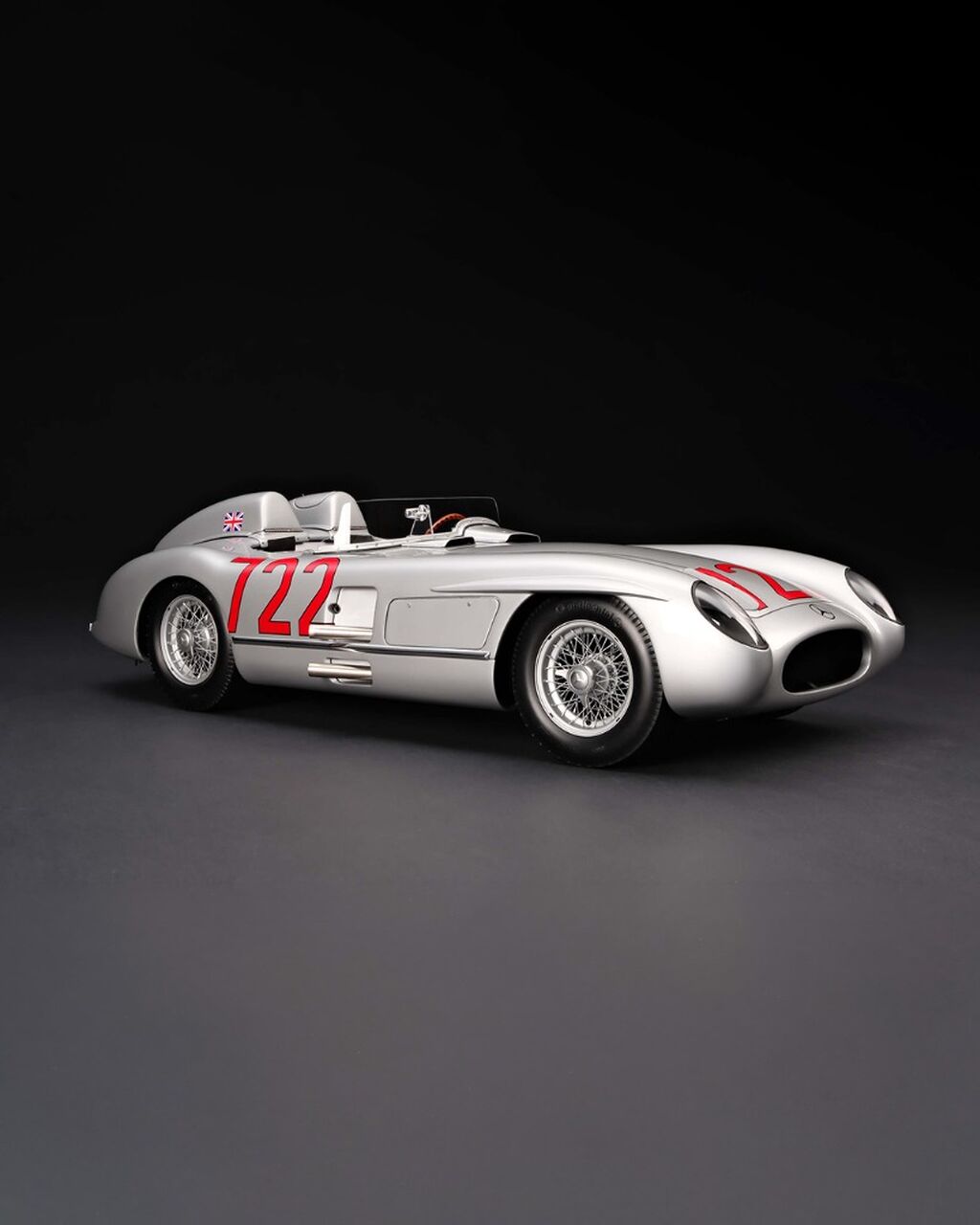 Mercedes-Benz 300 SLR '722' - 1955 Mille Miglia Winner - 1:8 scale