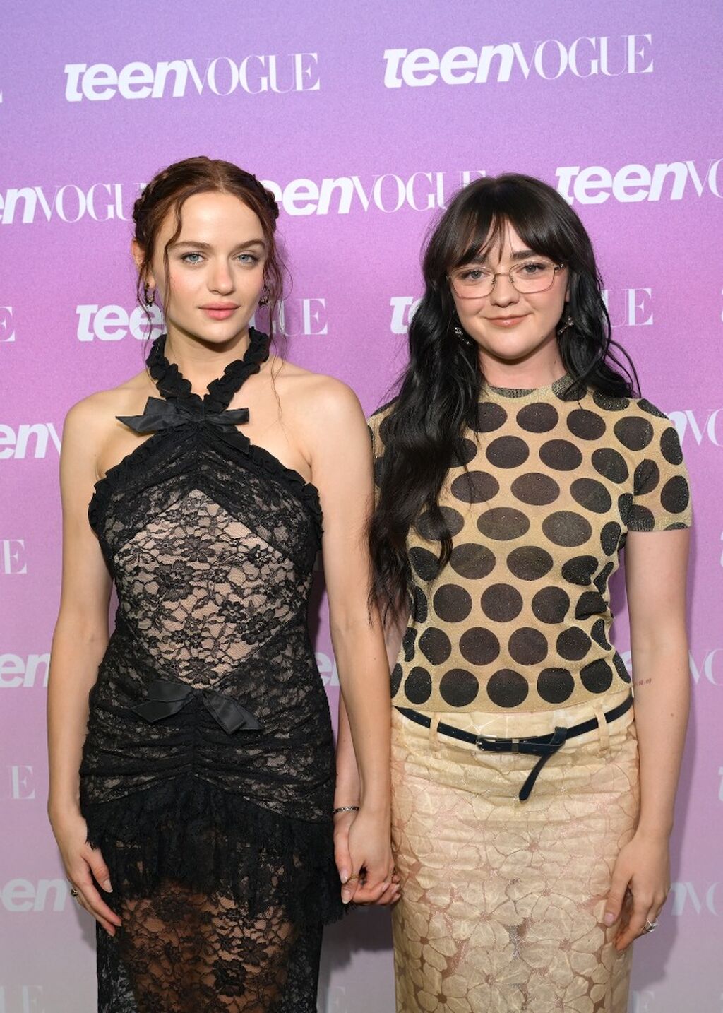 Joey King & Maisie Williams Talk &lsquo;Practical Magic 2&rsquo; Group Chat With Sandra Bullock & Nicole Kidman