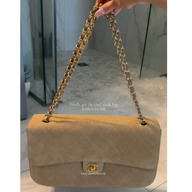 Chanel suede maxi flap *medium sz* 