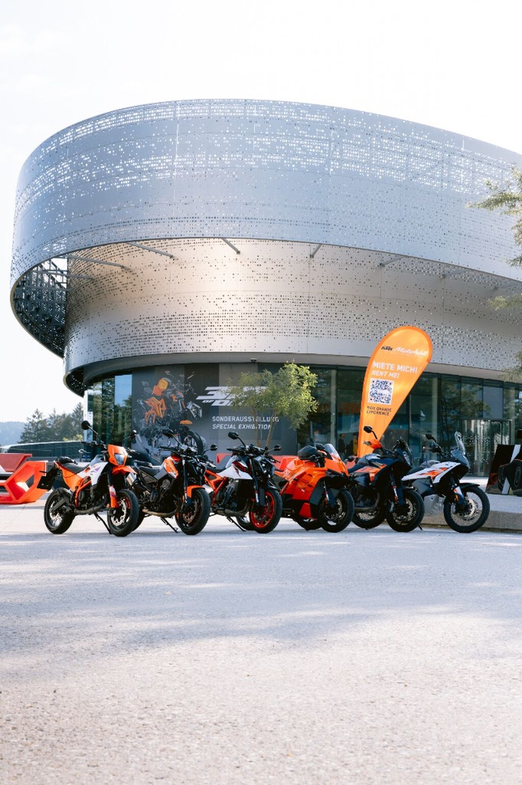 Ride Orange Experience 🏍️