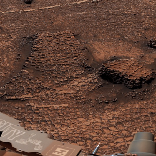 Polygon features on Mars