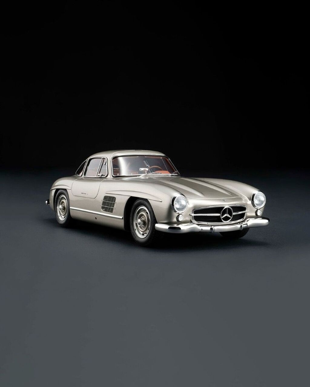 Mercedes-Benz 300 SL Gullwing - 1955 - 1:18 scale