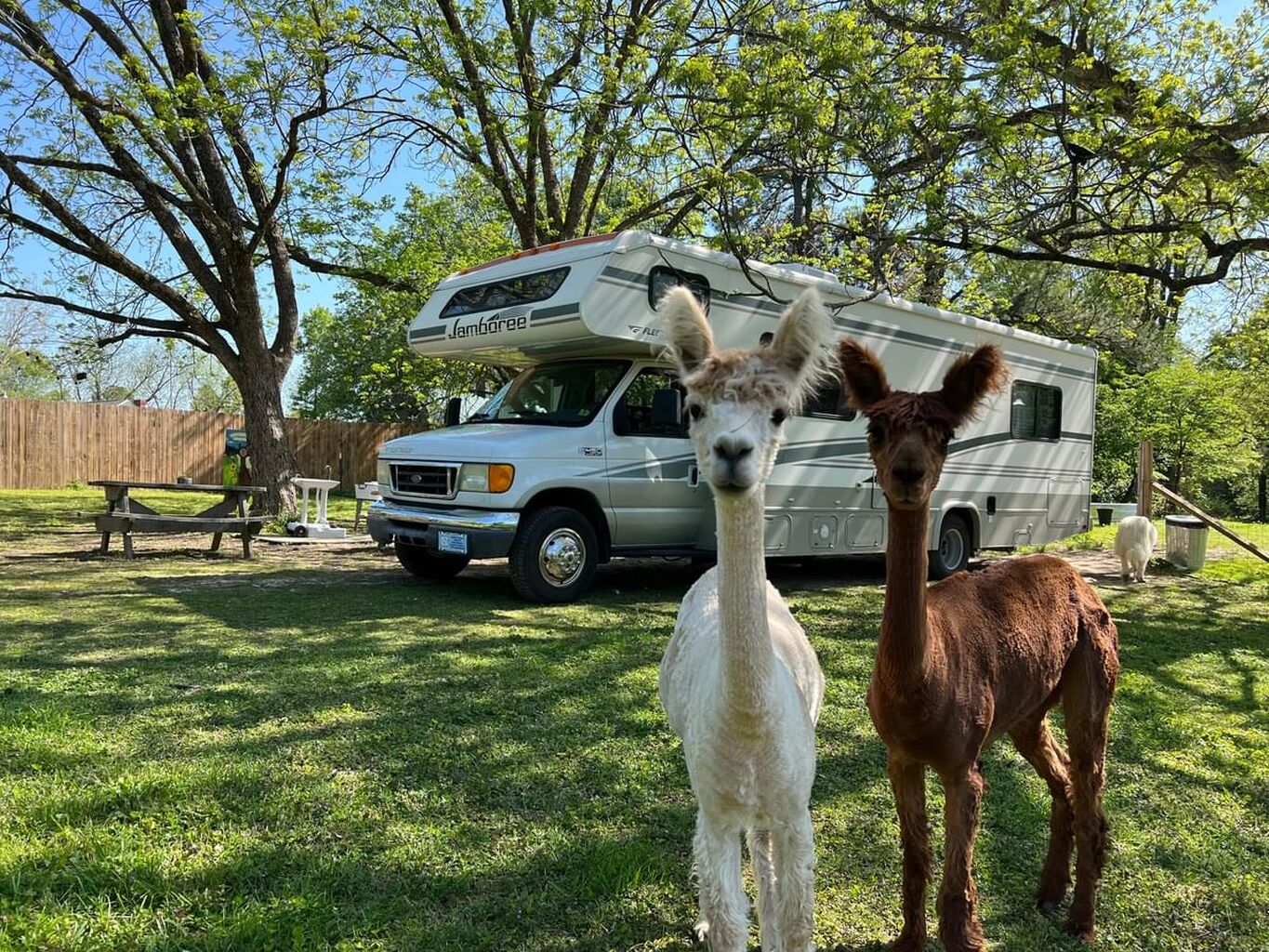 20% off Unique Camping at Farms, Wineries, Breweries, & More | Harvest Hosts