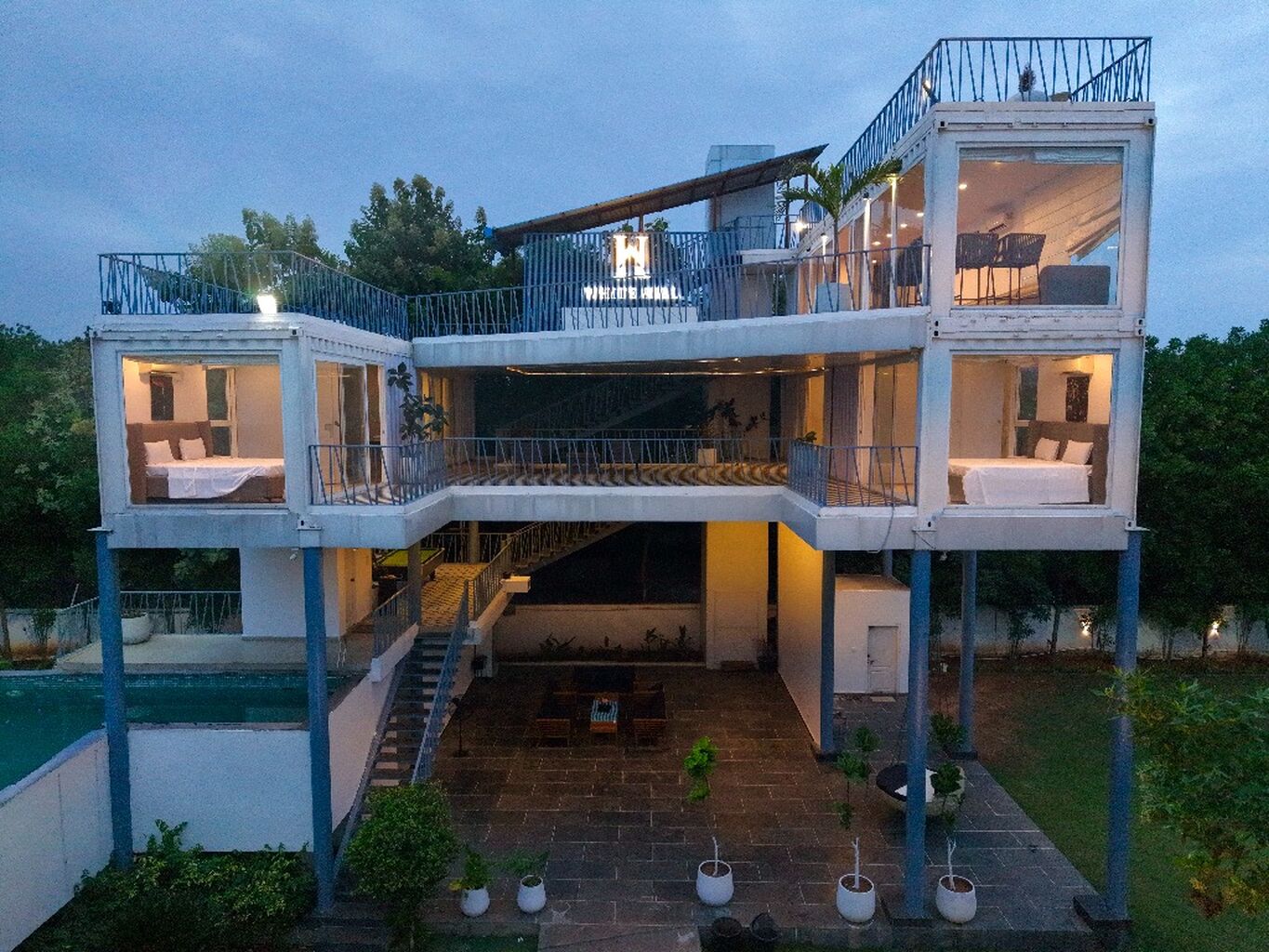 WHITE HILL 2.0 | 5BR | SLEEPS 15 | ₹25-35K | 30 MINS FROM TSPA ORR EXIT