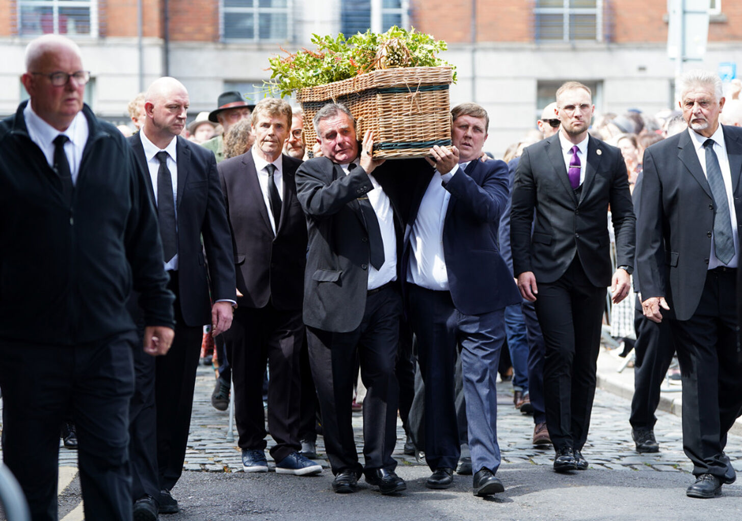 Glen Hansard Laid to Rest with Public Funeral in Dublin, Wife Maire Saaritsa Gives Emotional Speech
