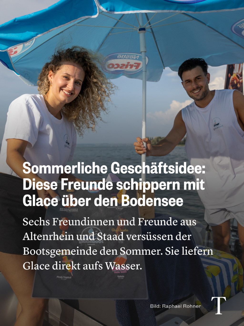 Diese Freunde schippern mit Glace &uuml;ber den Bodensee