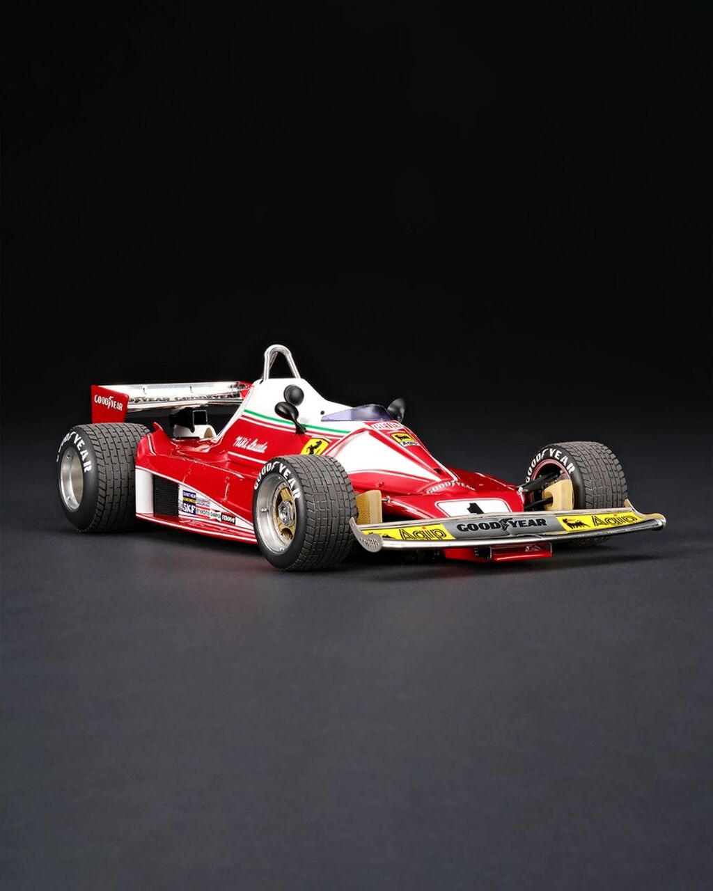 Ferrari 312 T2 (1976) - 1:18 scale