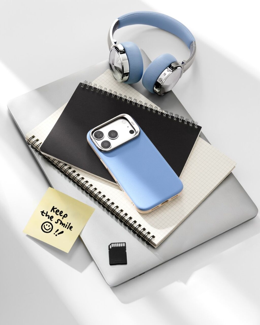 Atelier Magnetic Case (Flex Stand)