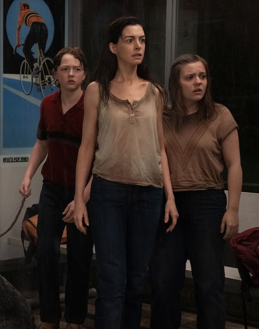 Collier&rsquo;s Cuts: For Anne Hathaway&rsquo;s Next Trick, She&rsquo;ll Fight Dinosaurs in &lsquo;The End of Oak Street&rsquo;