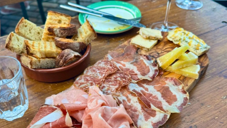 Cantina Boccone: Deptford's Italian-Portuguese Love Affair